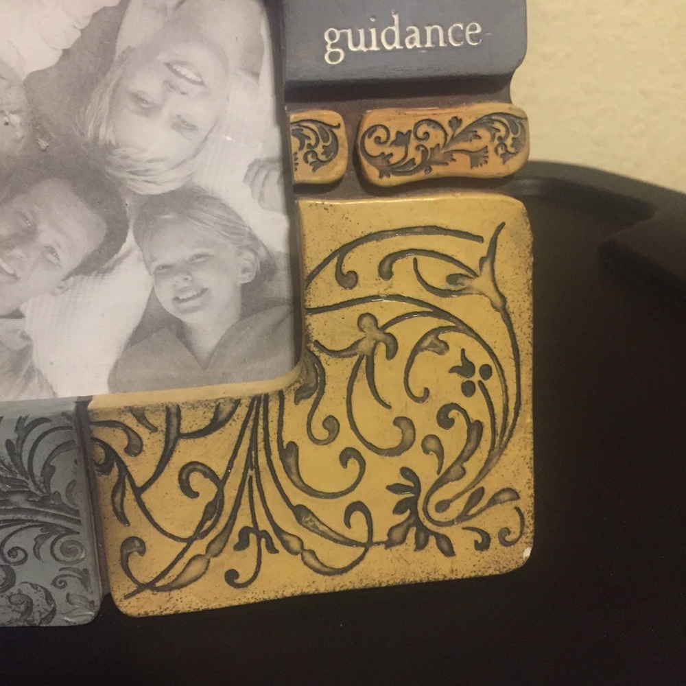 Picture frame - Picture 4 of 7